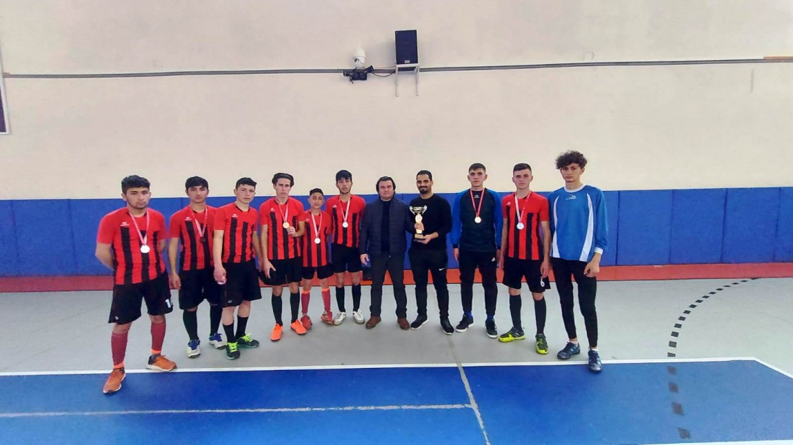 Erkek Futsal Takımımız İl 2.si Oldu